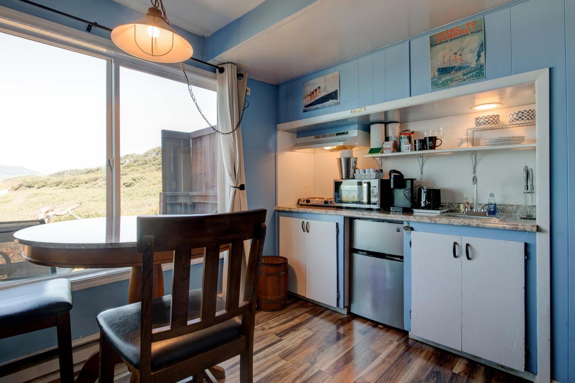 Moolack Shores Inn 2*