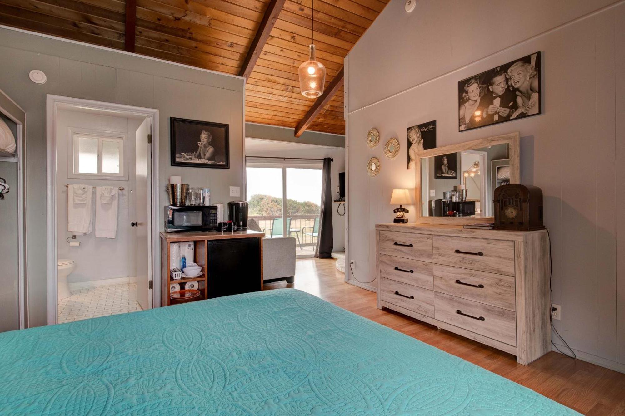 Inn Moolack Shores Newport